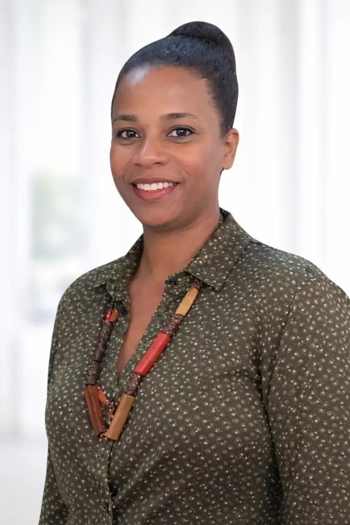 Nadine TOUSSAINT
